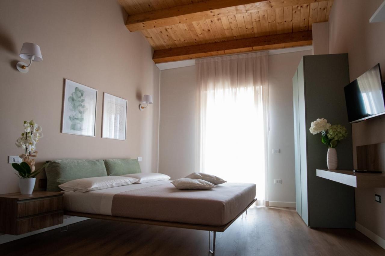 Dimora Donna Dora - Albergo Diffuso San Martino in Pensilis エクステリア 写真