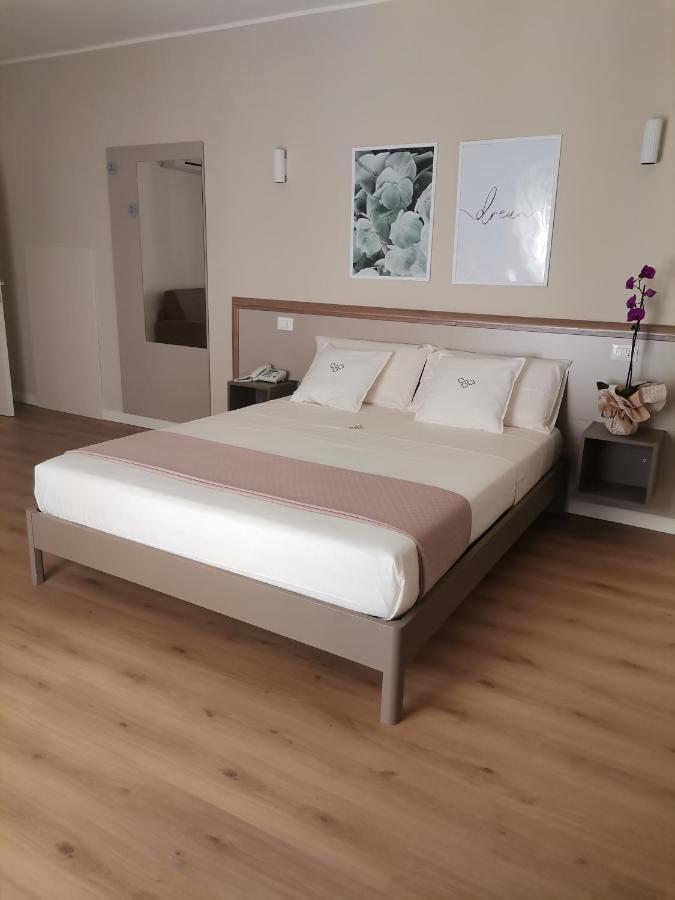 Dimora Donna Dora - Albergo Diffuso San Martino in Pensilis エクステリア 写真