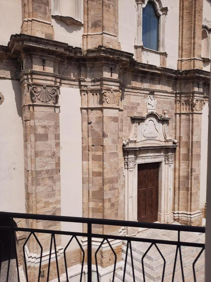Dimora Donna Dora - Albergo Diffuso San Martino in Pensilis エクステリア 写真